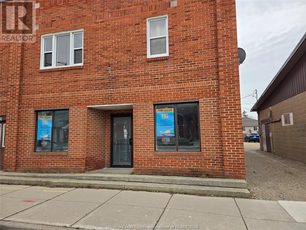 38 Talbot Street East Property Photo 2