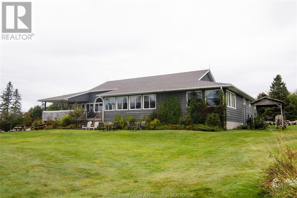 870 Golf Course Road Property Photo 3
