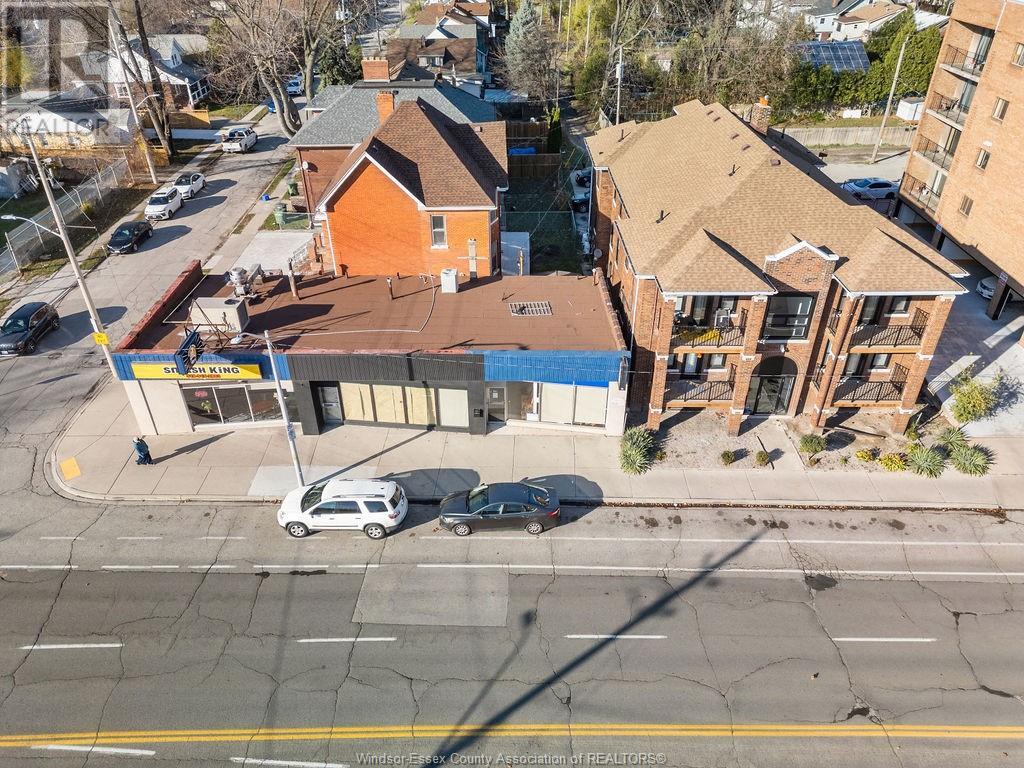 1776 University Avenue West Property Photo 2