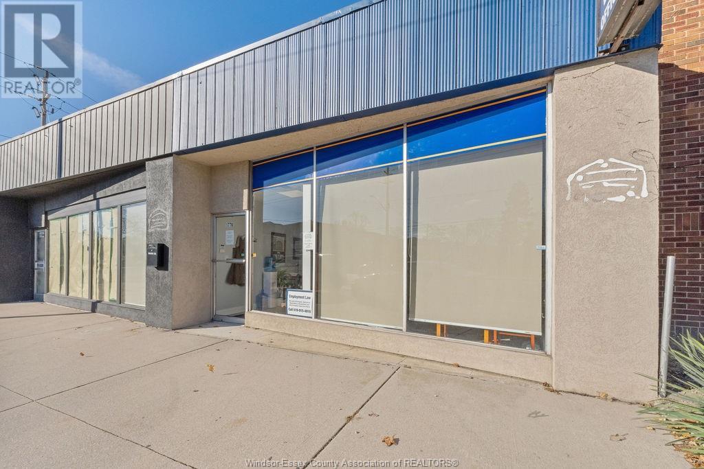 1776 University Avenue West Property Photo 3