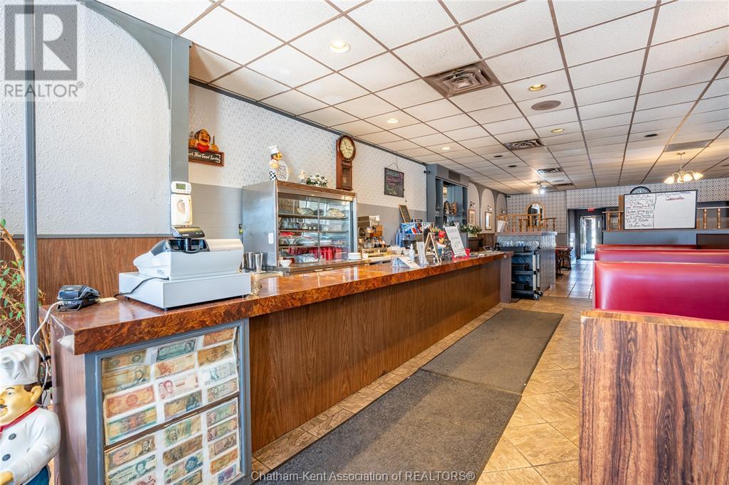 524 James Street Property Photo 8