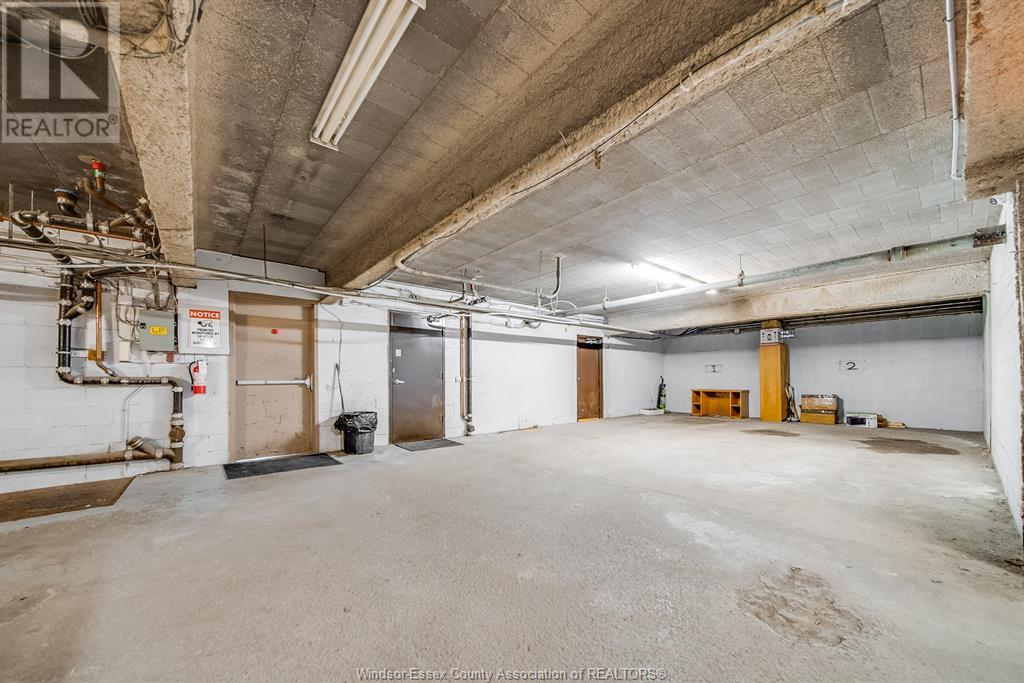 1747-1767 University Avenue West Property Photo 34