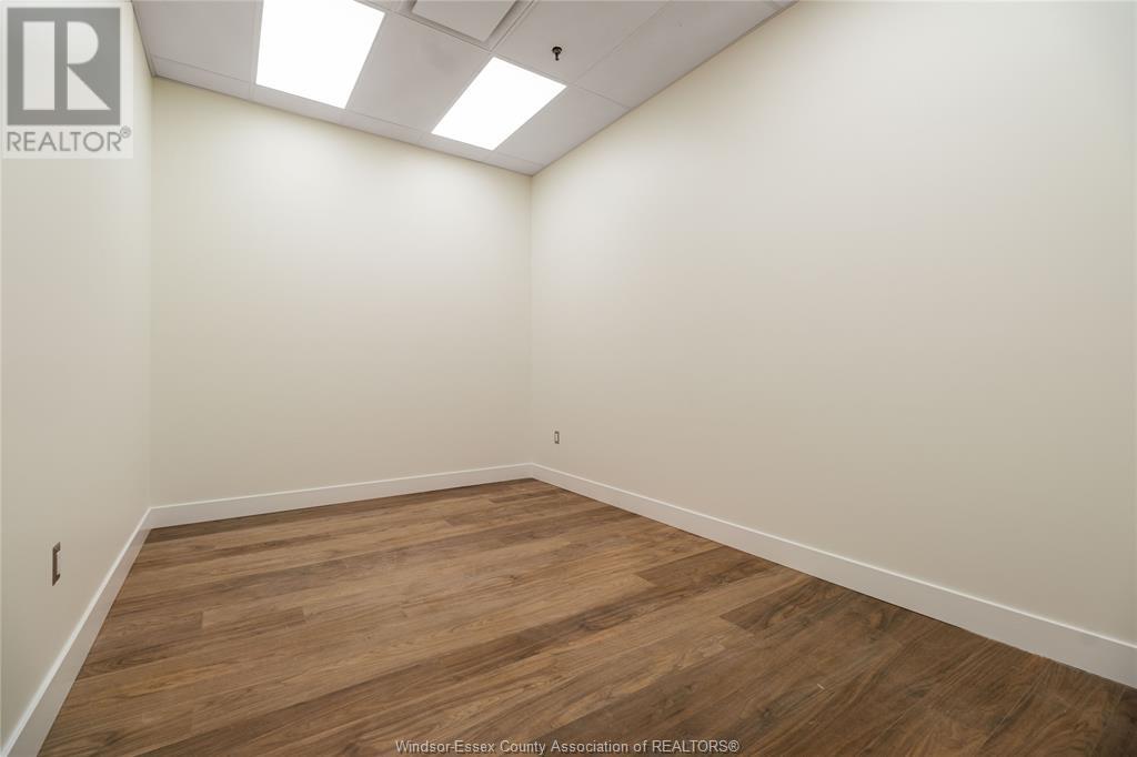 25 Amy Croft Drive Property Photo 6