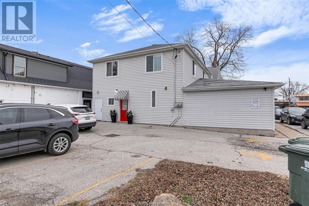 1107 Lesperance Property Photo 5