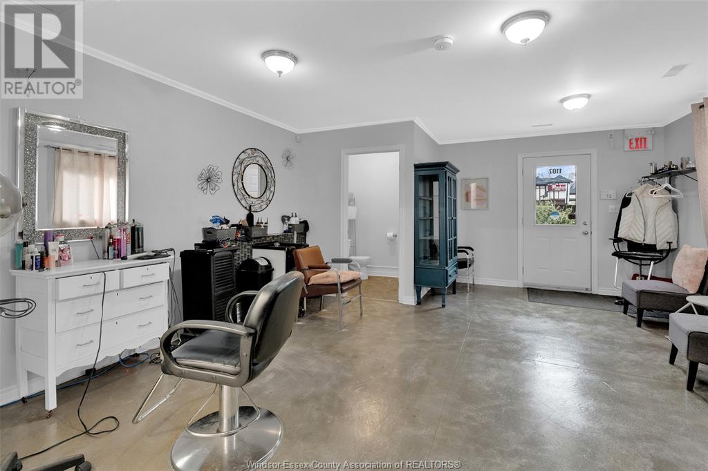 1107 Lesperance Property Photo 17