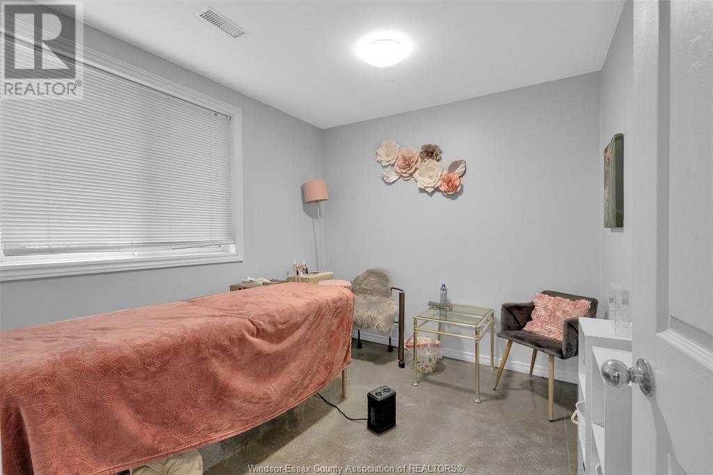 1107 Lesperance Property Photo 18