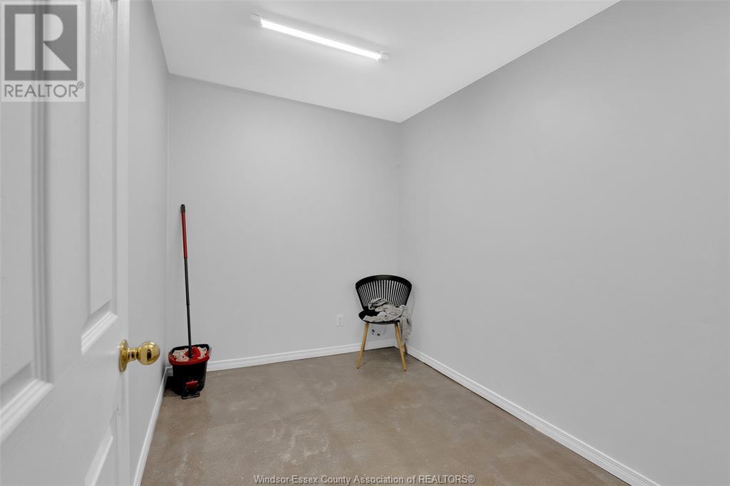 1107 Lesperance Property Photo 19