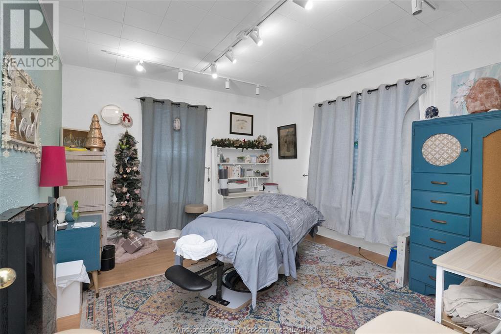 1107 Lesperance Property Photo 26