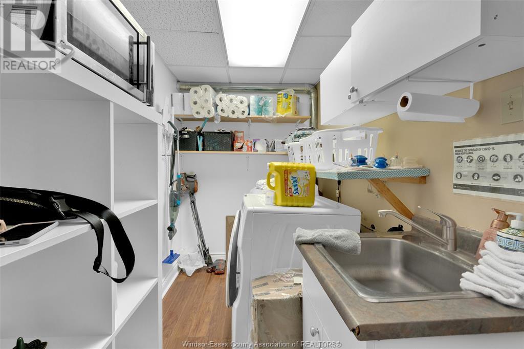 1107 Lesperance Property Photo 32