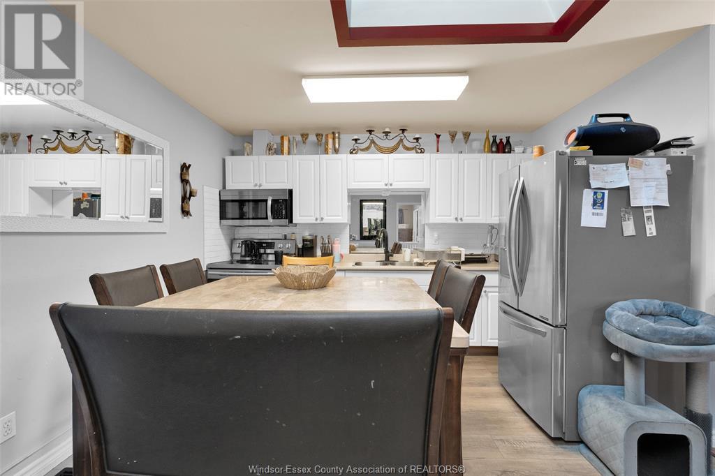 1107 Lesperance Property Photo 39
