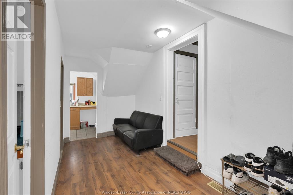1107 Lesperance Property Photo 46