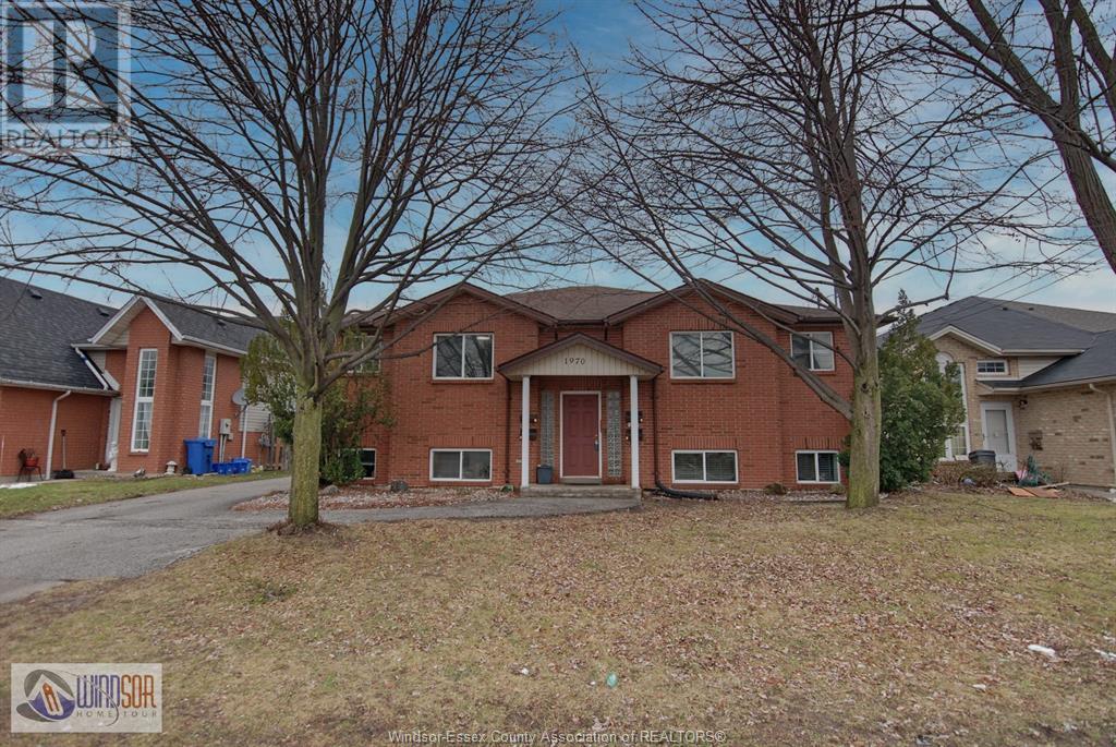 1970 Daytona Unit# 1 (upper) Property Photo 4