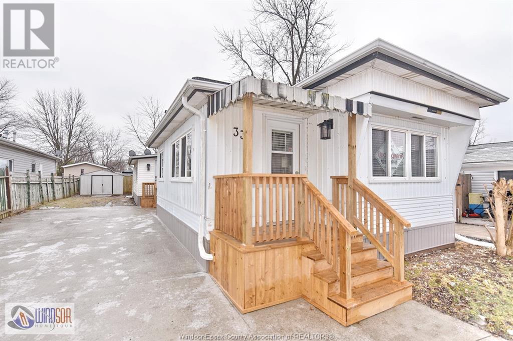 33 Parkside Property Photo