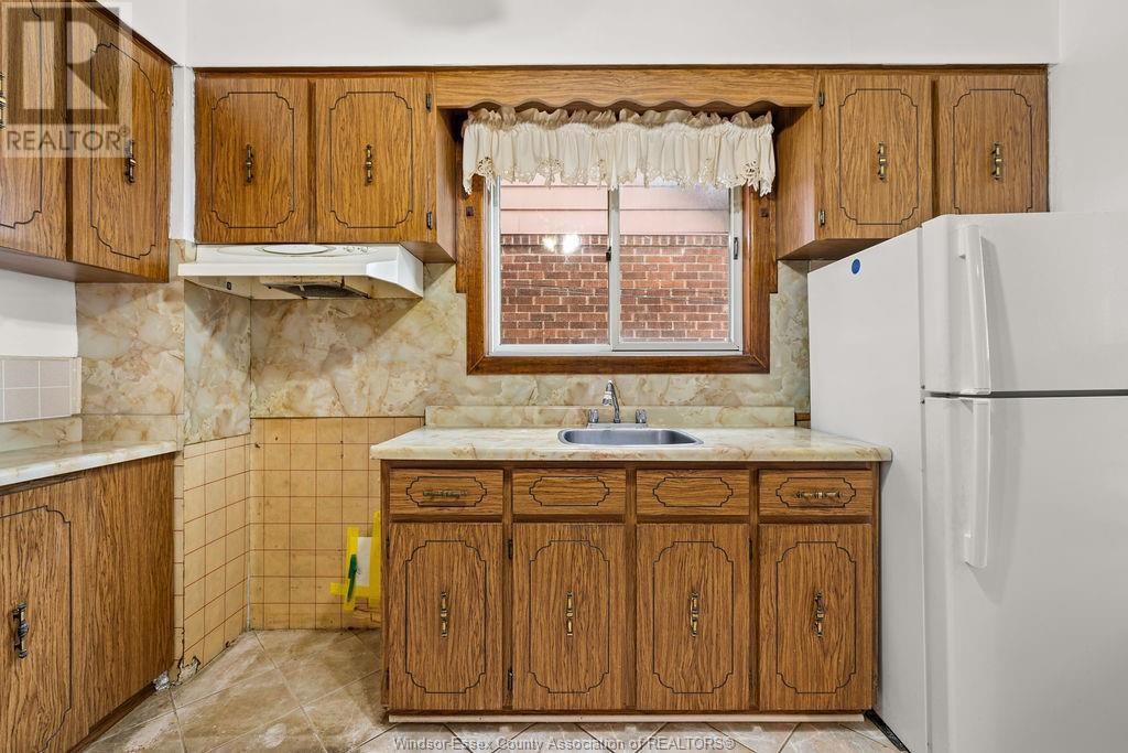 1360 Benjamin Property Photo 10