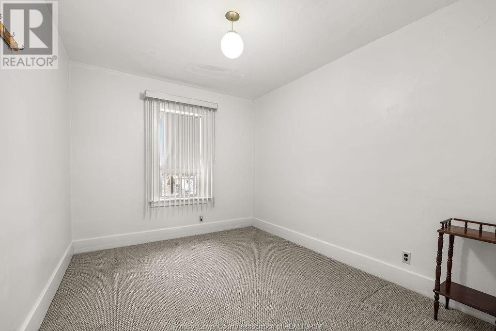 1360 Benjamin Property Photo 19
