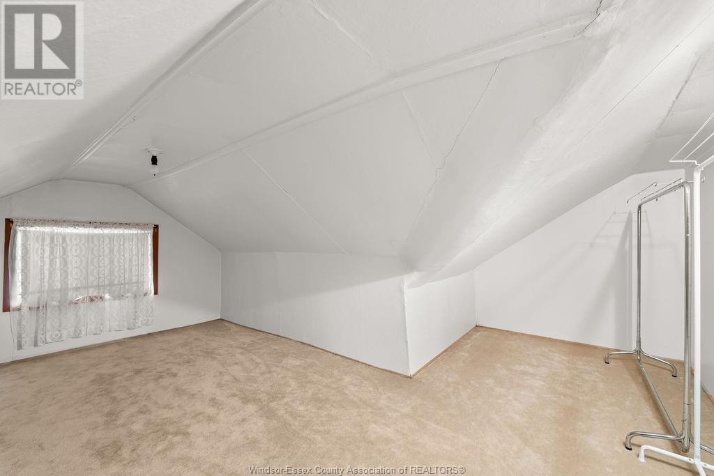 1360 Benjamin Property Photo 22