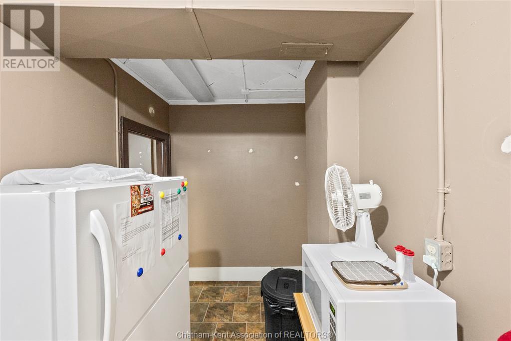 79 King Street West Property Photo 14