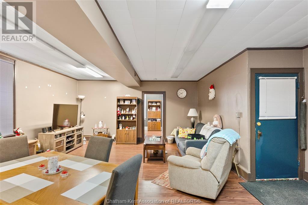 79 King Street West Property Photo 17