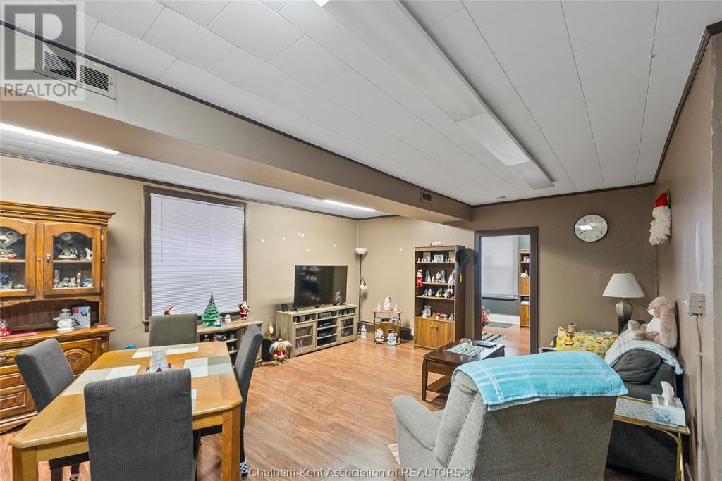 79 King Street West Property Photo 19