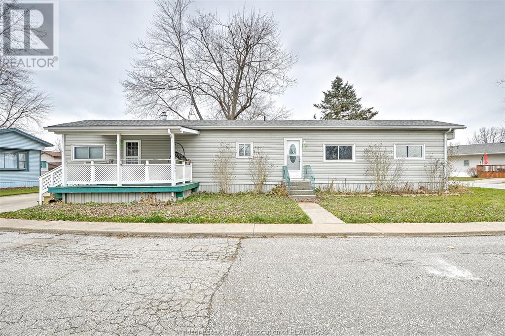 1 Ash Court Property Photo