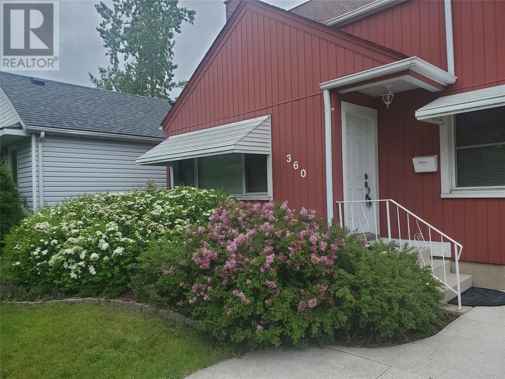 360 East Street North Property Photo 23