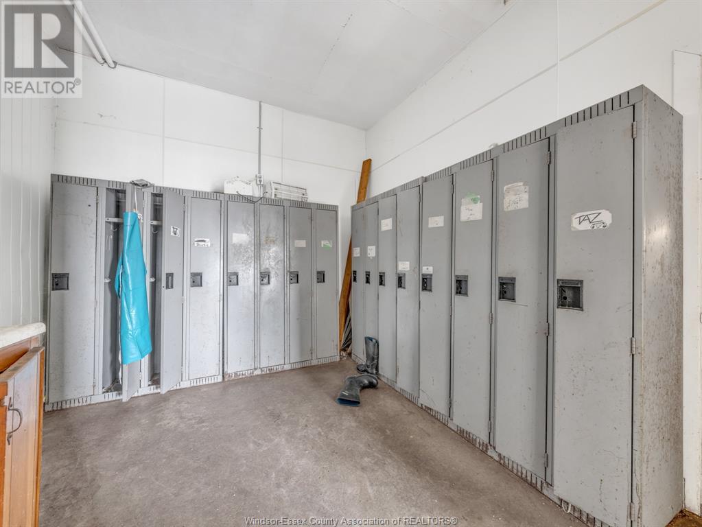 10417 Front Line Property Photo 16