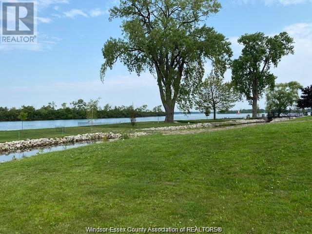 326 Crystal Bay Drive Property Photo 5