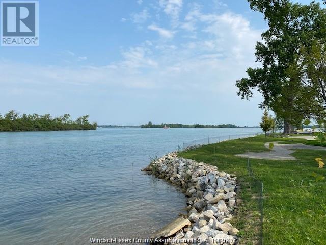 326 Crystal Bay Drive Property Photo 8