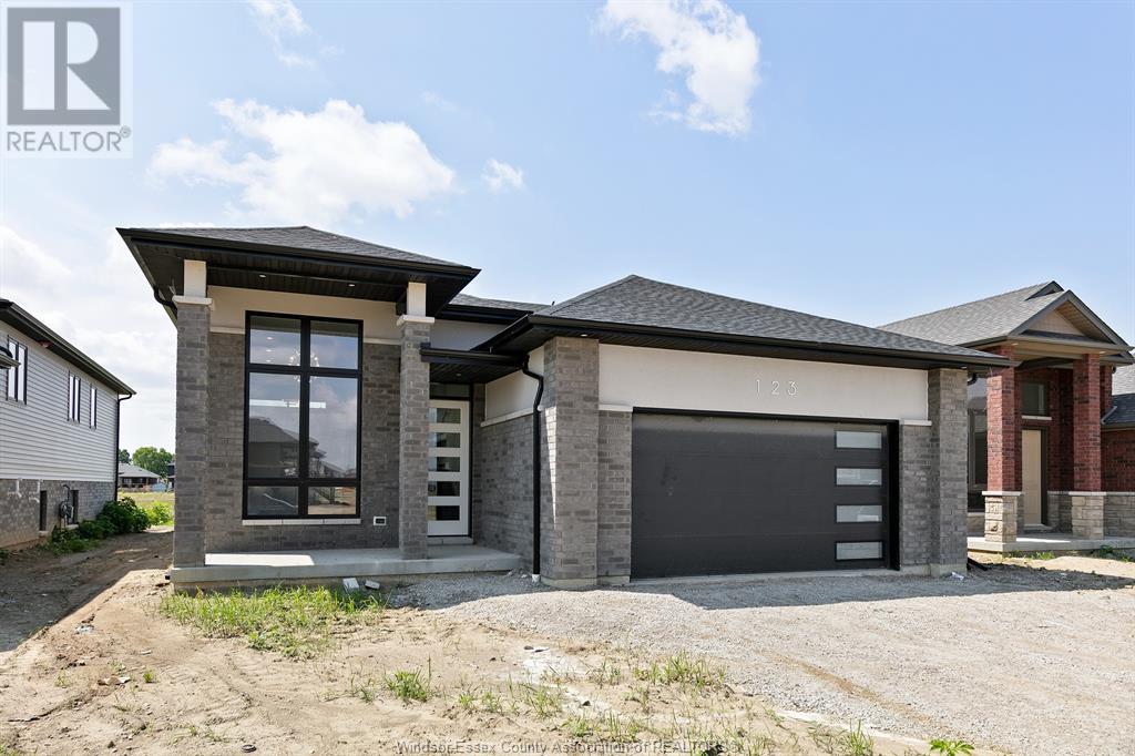 8304 Annie Property Photo