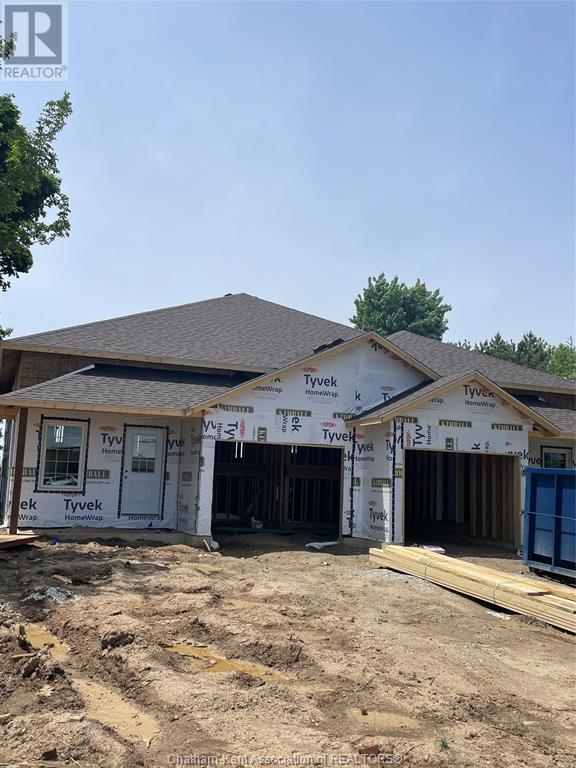 100 Erie Street North Property Photo 2