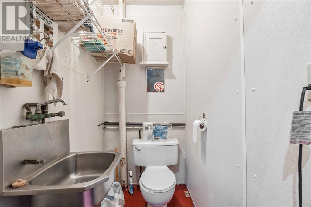 3099 Broadway Street Property Photo 25