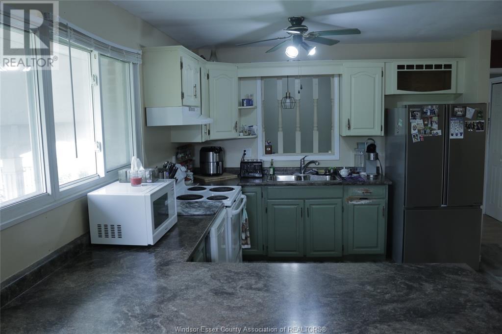 8 Story Street Property Photo 5