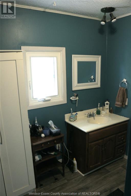 8 Story Street Property Photo 7