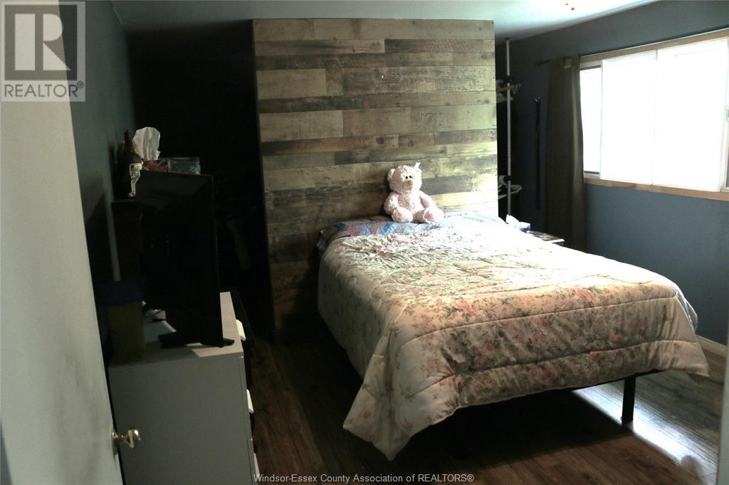 8 Story Street Property Photo 15