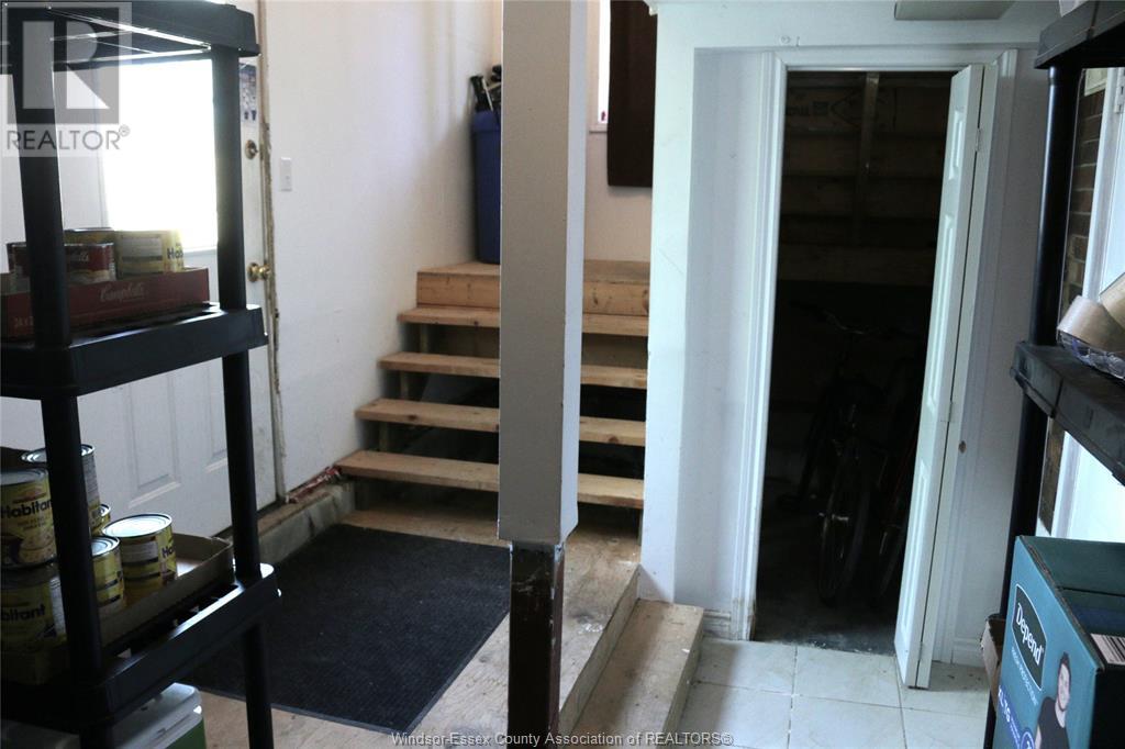 8 Story Street Property Photo 17