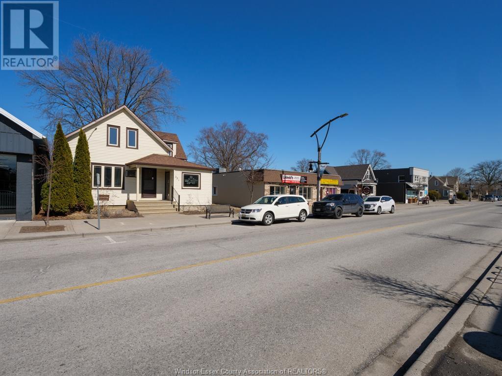 531 Notre Dame Property Photo 3