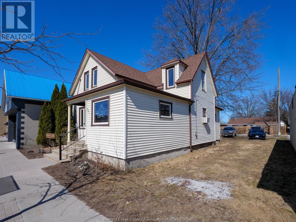 531 Notre Dame Property Photo 4