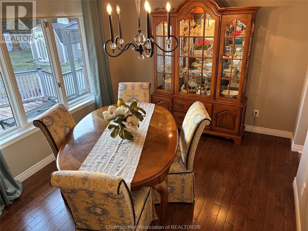 22872 East Lawn Road Property Photo 11