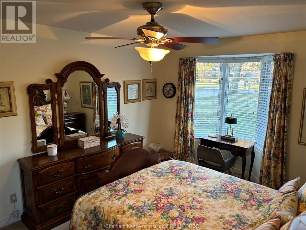 22872 East Lawn Road Property Photo 18
