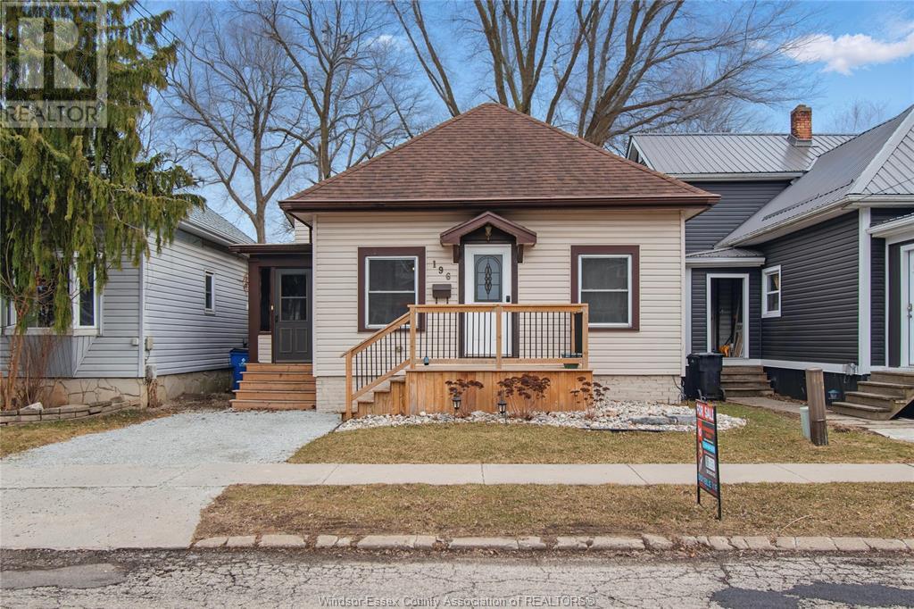 196 Harvey Street Property Photo
