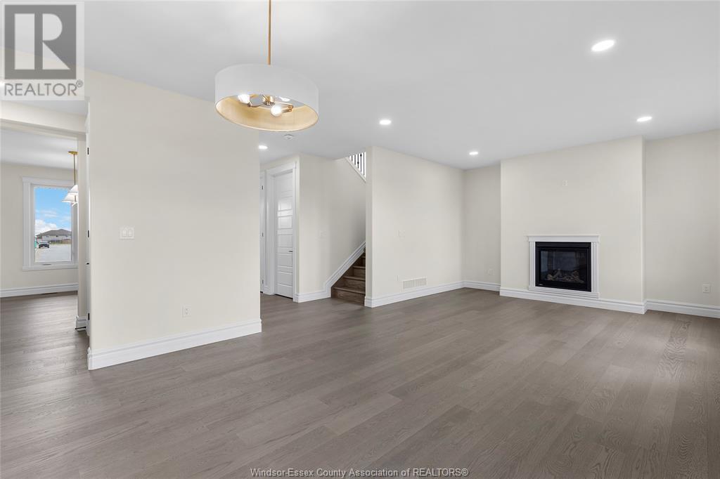631 Summit Street Property Photo 9