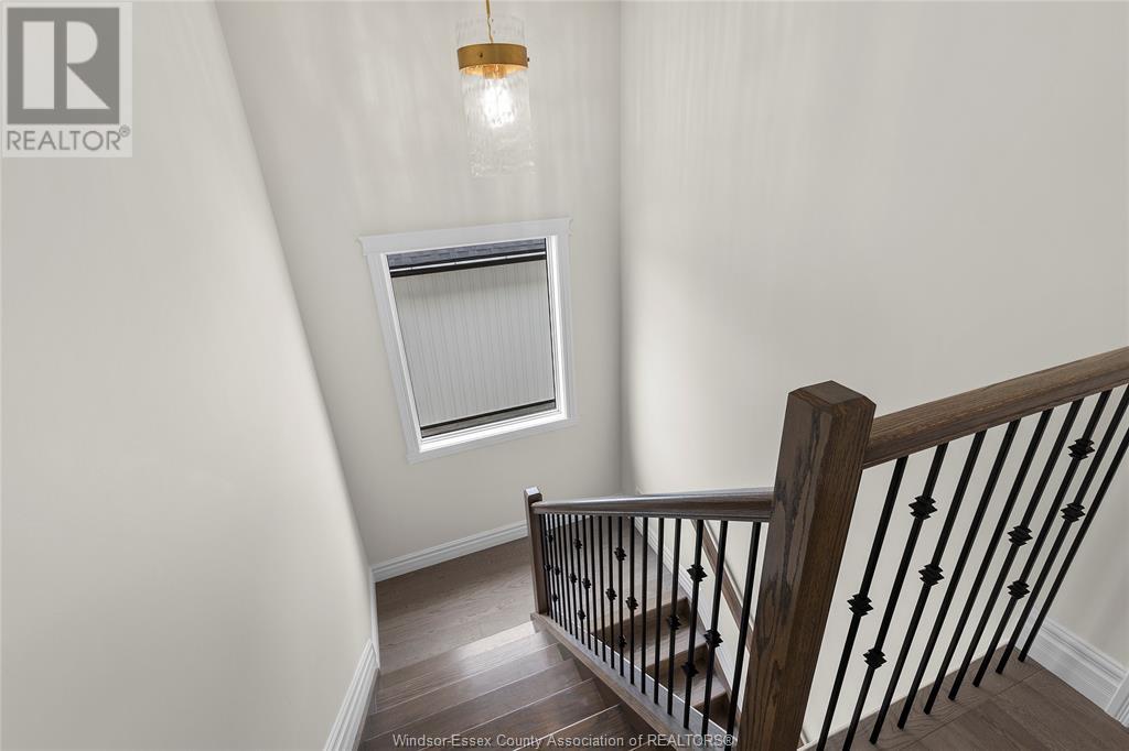 631 Summit Street Property Photo 25