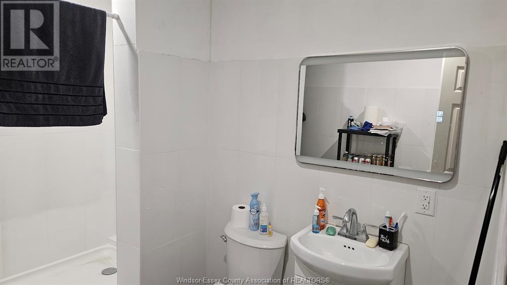 225 Graham Road Property Photo 6