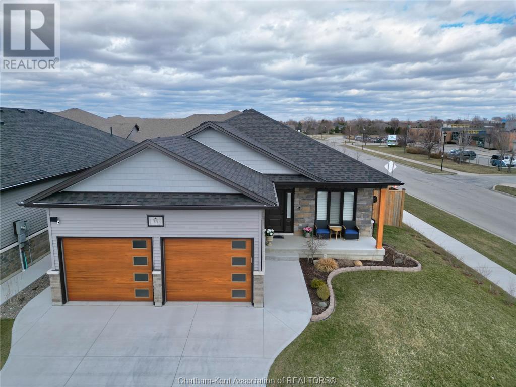 11 Evening Drive Property Photo