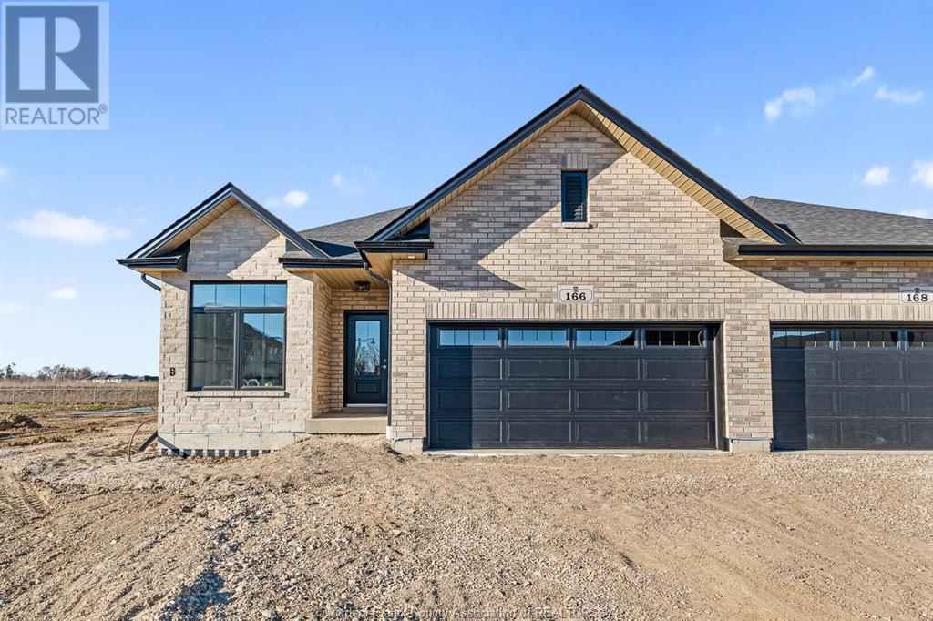 166 Mclellan Avenue Unit# Upper (a) Property Photo