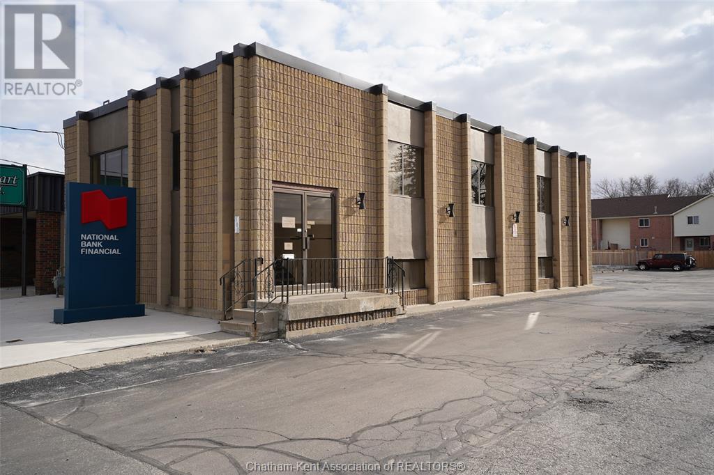 Chatham Real Estate Listings Main Image