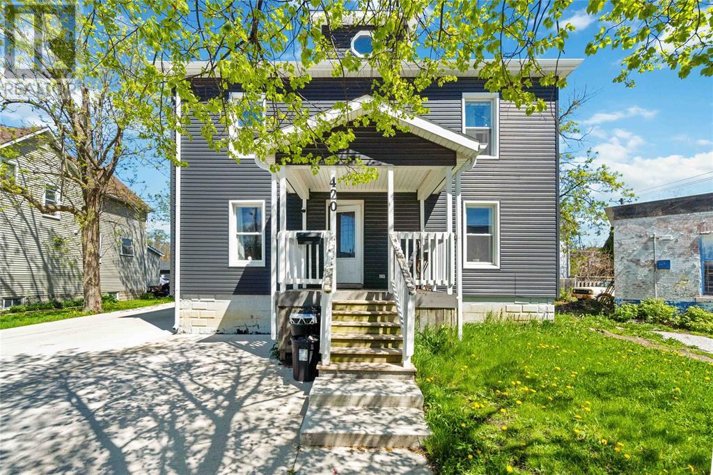 420 Confederation Street Property Photo 1