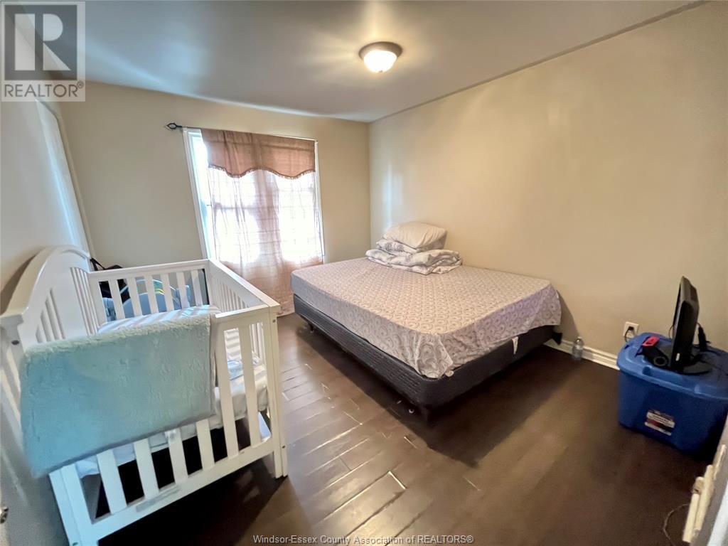 430-32 Campbell ... Property Photo 11