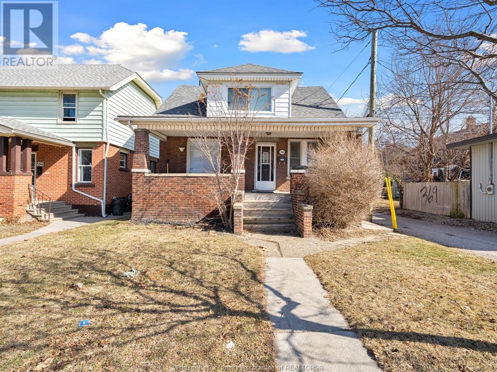 564 CURRY AVENUE Property Photo 1