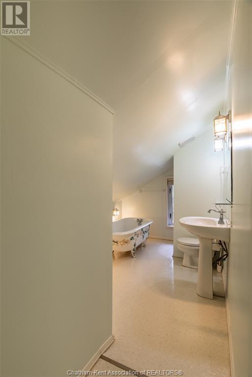 427 King Street West Property Photo 28